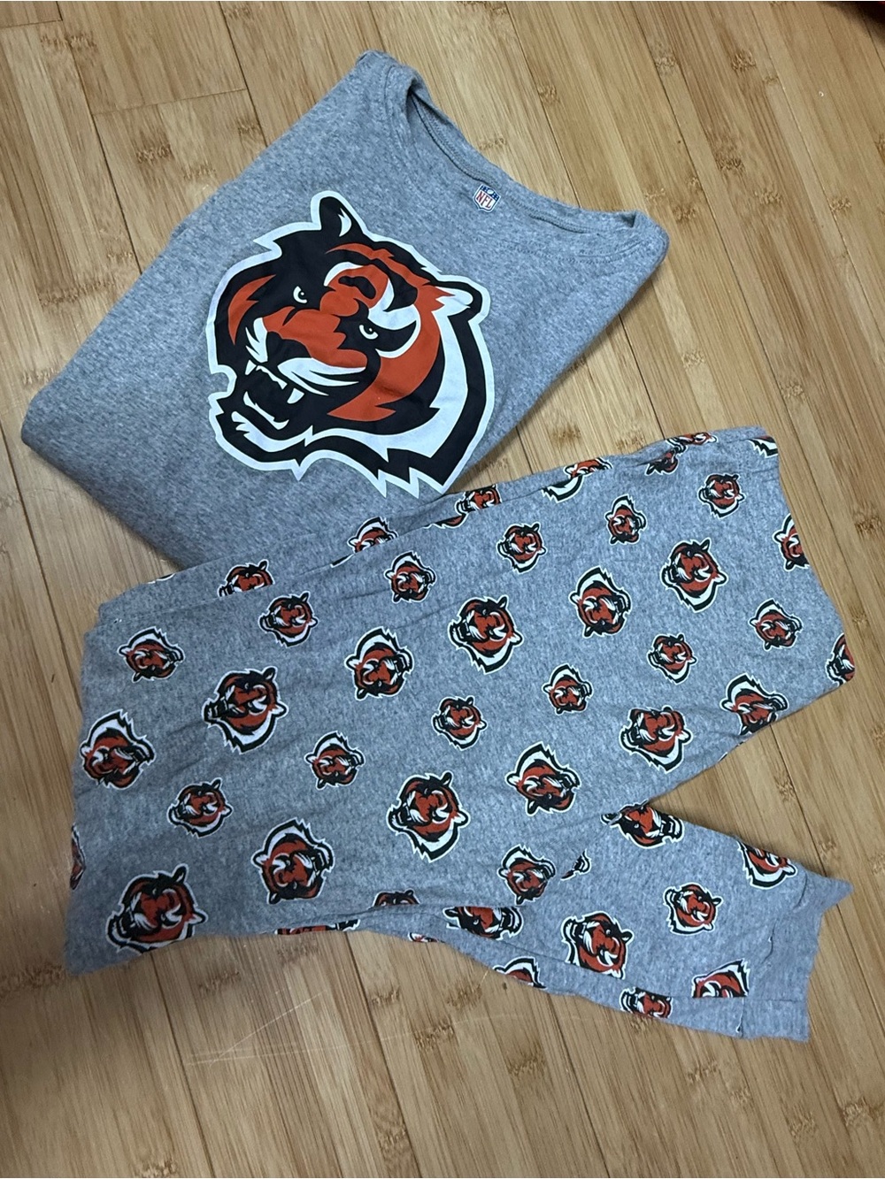 Kids Gray Bengals NFL Team Logo Pajama Set